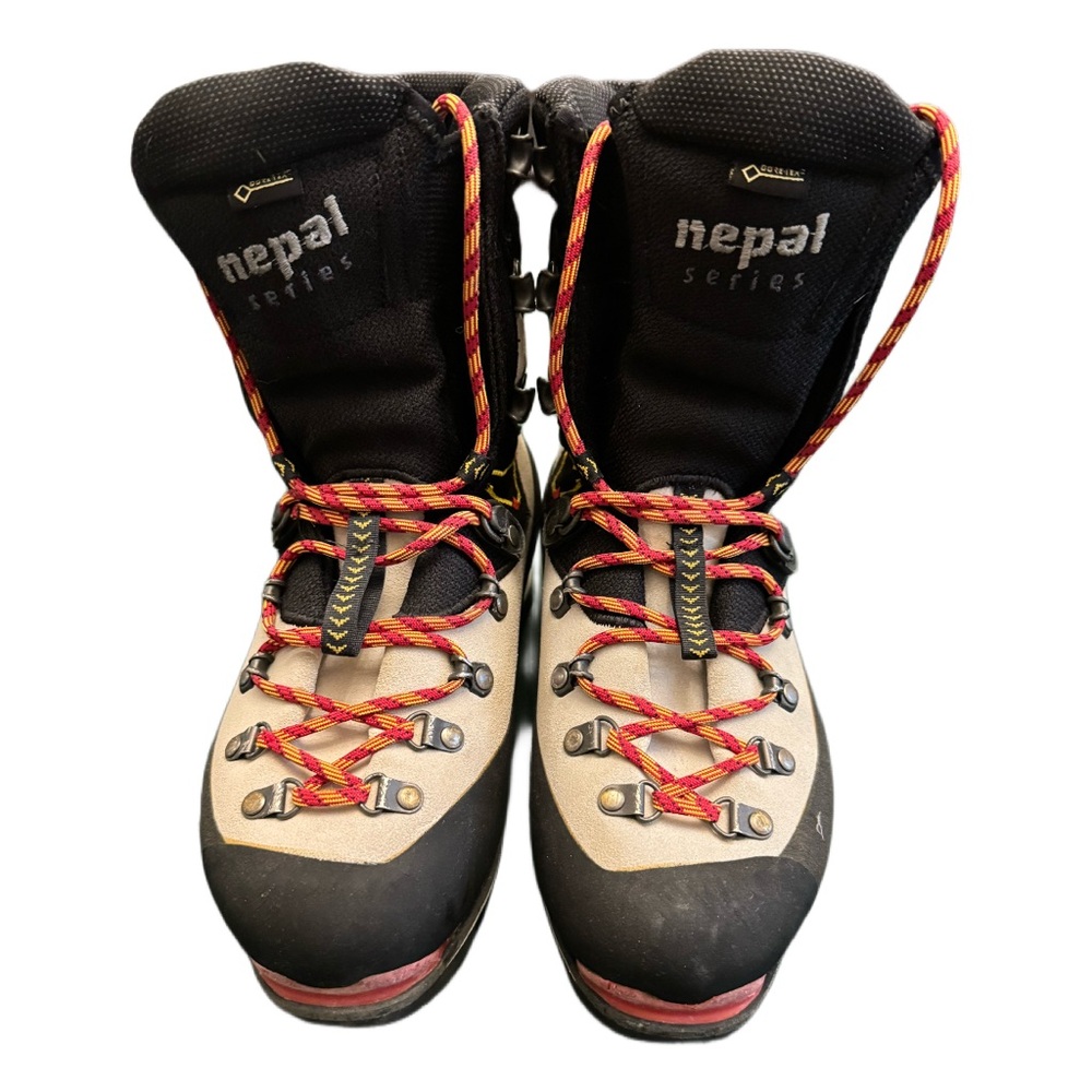 La Sportiva - Nepal Cube GTX Mountaineering Boots - Women's